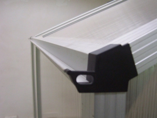 Mediano Aluminio de efecto invernadero Tratado por calor Tratado por presión Tipo de madera para el crecimiento de las plantas