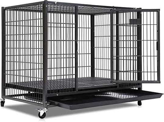 Perros grandes Perreras y cajas de metal pesado con cuatro ruedas en negro sólido